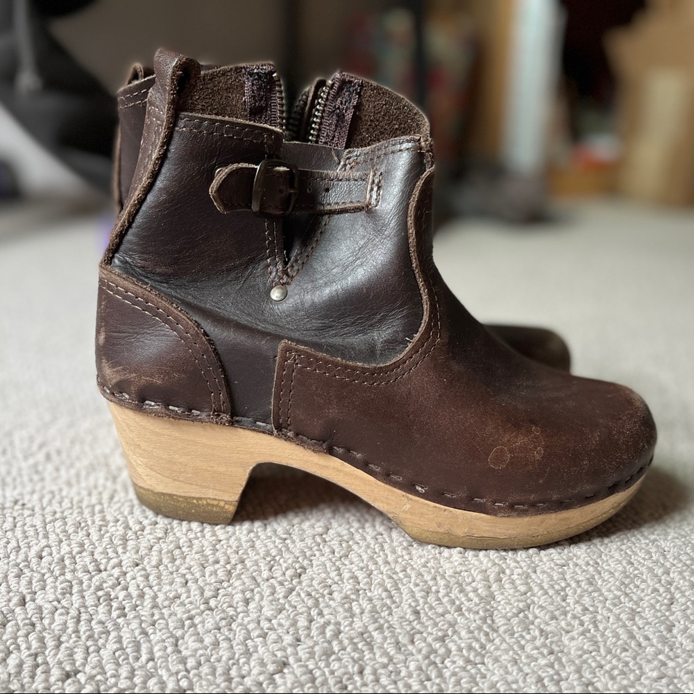Sven clog booties
